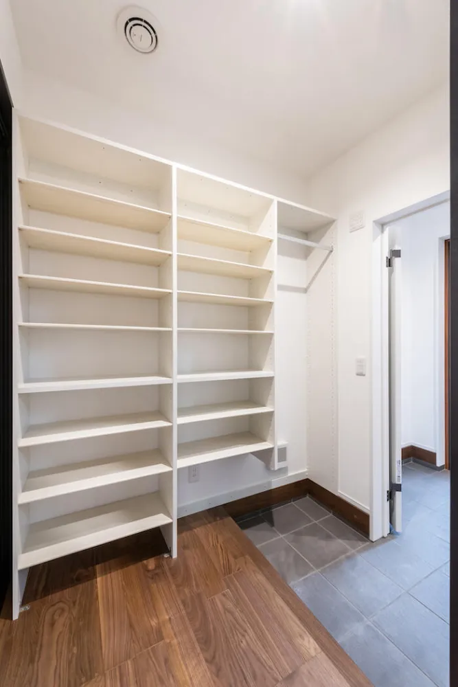 のびやかな平屋を愛猫と愉しむ家