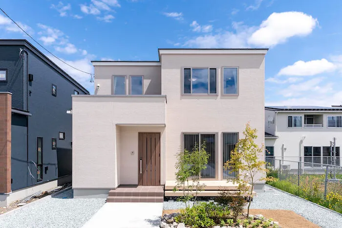 やさしい距離感で暮らす家