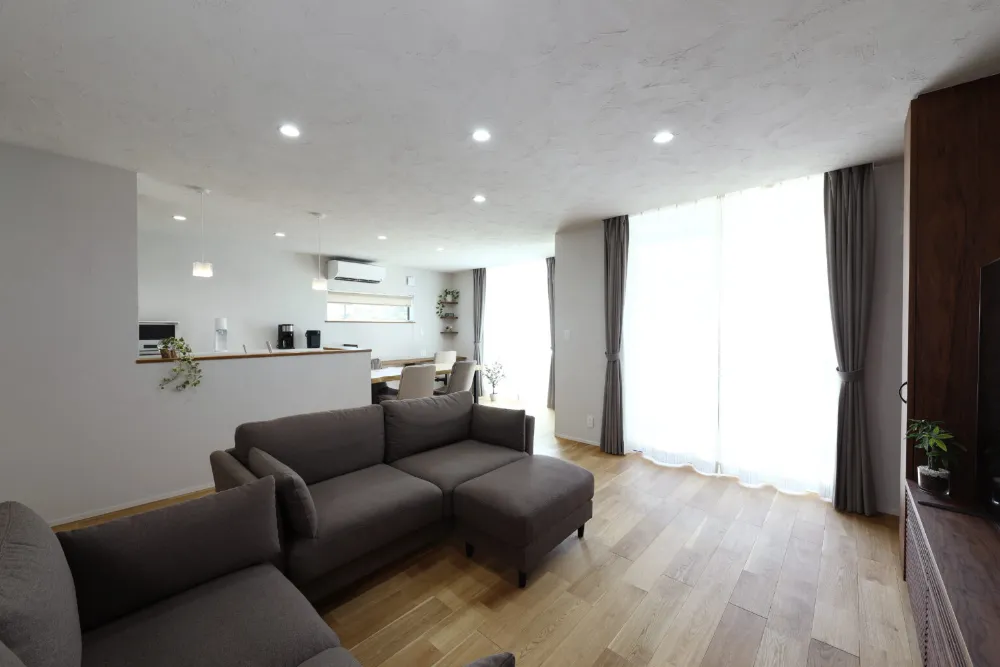 家族も猫も、のびのびと暮らせる家