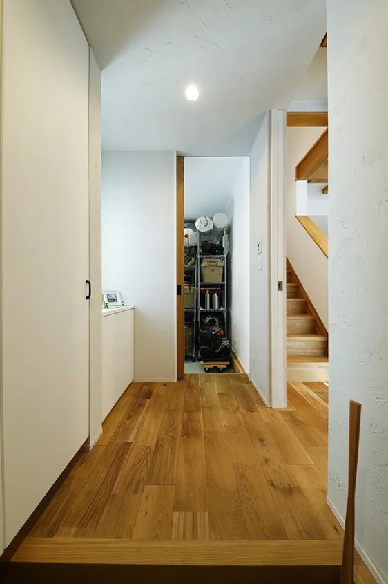 家族が集まり、暮らしを楽しむ可変性のある住まい