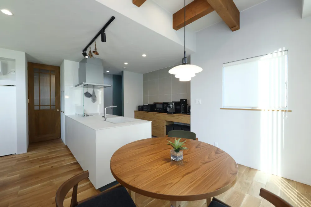 キャンプ好きの理想が叶う、一軒家という選択