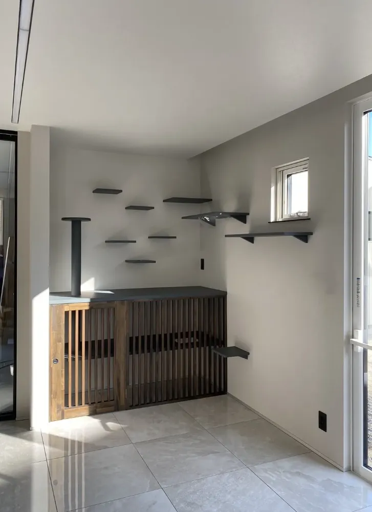 ホテルライクな3階建てのお家
