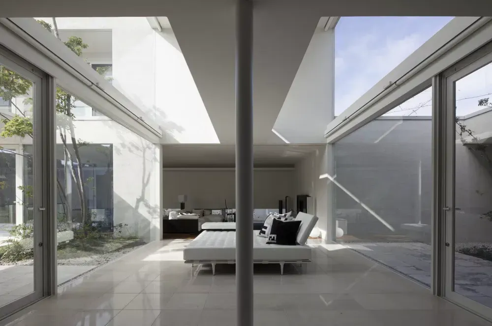 空に抜けるリゾート